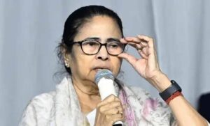 ममता-बनर्जी-का-बड़ा-यू-टर्न:-भाजपा-को-रोकने-के-लिए-वाम-दलों-से-गठबंधन-के-संकेत