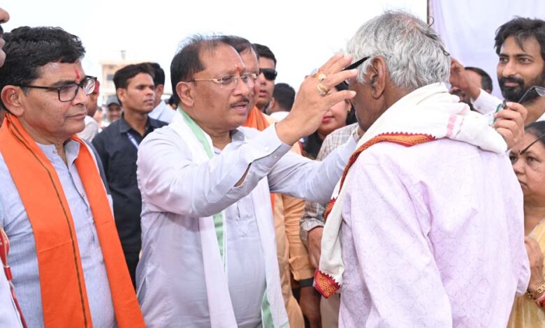 सुशासन-तिहार-का-उद्देश्य-शासन-की-योजनाओं-का-लाभ-अंतिम-व्यक्ति-तक-पहुंचाना-–-मुख्यमंत्री-विष्णु-देव-साय