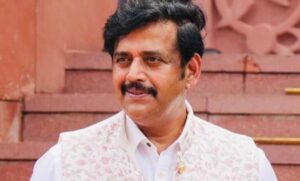 रवि-किशन-का-‘होम-फ्रॉम-वर्क’-बयान-फिर-चर्चा-में,-वायरल-मीम्स-पर-दी-मजेदार-प्रतिक्रिया