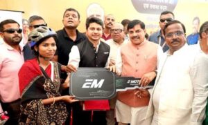ई-साइकिलों-के-प्रयोग-से-महिला-कर्मयोगियों-को-मिलेगी-शक्ति-:-मुख्यमंत्री-डॉ.-यादव