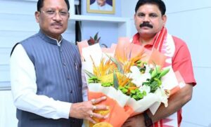 मुख्यमंत्री-विष्णुदेव-साय-से-केंद्रीय-कोयला-एवं-खान-राज्य-मंत्री-सतीश-चंद्र-दुबे-ने-की-सौजन्य-मुलाकात
