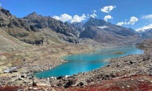 हिमाचल-में-झील-टूटने-का-खतरा,-34-बस्तियां-और-अटल-टनल-पर-मंडराया-संकट