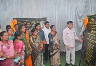 विभिन्न-वार्डो-में-01-करोड़-80-लाख-रू.-के-विकास-कार्यो-का-हुआ-भूमिपूजन-एवं-लोकार्पण