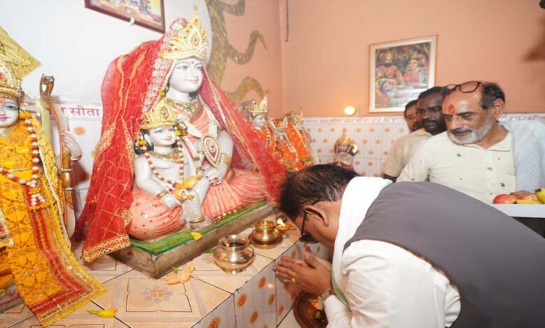 सुशासन-तिहार-के-दौरान-कोसला-धाम-पहुंचे-vishnu-deo-sai,-माता-कौशल्या-मंदिर-में-की-पूजा-अर्चना