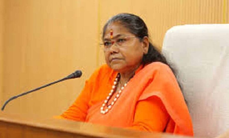 राष्ट्रीय-obc-आयोग-की-अध्यक्ष-छत्तीसगढ़-पहुंचीं,-cm-साय-और-राज्यपाल-से-करेंगी-अहम-मुलाकात
