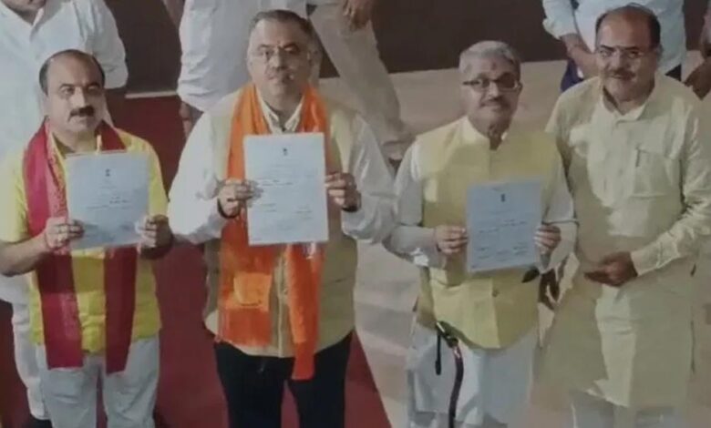 mp-राज्यसभा-चुनाव:-bjp-के-तीन-उम्मीदवार-निर्विरोध-निर्वाचित,-रिटर्निंग-अफसर-ने-सौंपे-प्रमाण-पत्र;-मीनाक्षी-मामले-पर-sc-में-कल-सुनवाई