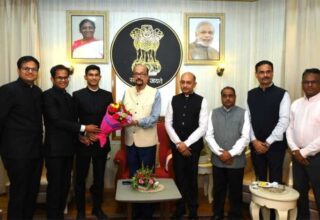 राज्यपाल-से-परिवीक्षाधीन-आईएएस-अधिकारियों-ने-की-सौजन्य-भेंट