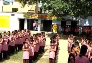 छत्तीसगढ़-के-स्कूलों-में-अब-गूंजेंगे-राष्ट्रगान