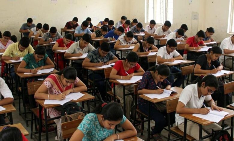 neet-पेपर-पर-सिक्योरिटी-लॉकडाउन!-cisf,-crpf-और-एयरफोर्स-की-निगरानी-में-551-शहरों-तक-पहुंचेगा-प्रश्नपत्र