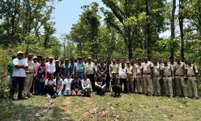 देवपुर-में-औषधीय-वनस्पतियों-पर-एक-दिवसीय-बॉटनाइजेशन-कार्यशाला