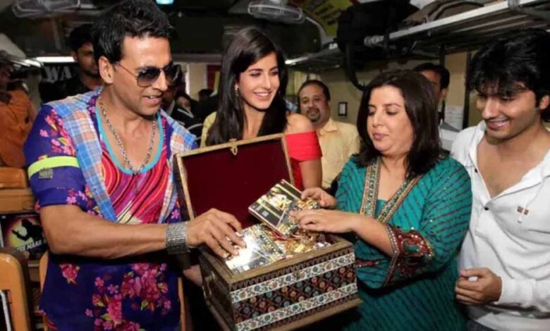 अक्षय-कुमार-शूटिंग-पर-हेलीकॉप्टर-से-जाते-थे,-फराह-खान-ने-सुनाया-मजेदार-किस्सा