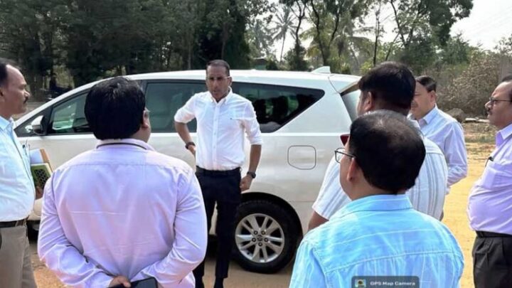 लोक-निर्माण-विभाग-के-सचिव-ने-मेडिकल-कॉलेज-के-कार्यों-का-किया-निरीक्षण,-तेजी-से-काम-पूरा-करने-कहा