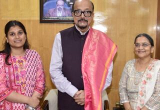 राज्यपाल-डेका-से-सुप्रीम-कोर्ट-में-छत्तीसगढ़-की-स्टैंडिंग-काउंसिल-सुजैन-ने-की-सौजन्य-भेंट