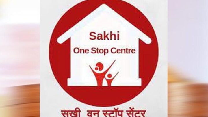 10-साल-बाद-फिर-जुड़ा-बिखरा-परिवार,-सखी-की-पहल-से-बेटियों-को-मिला-माता-पिता-का-साथ