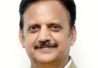 योग-:-स्वस्थ-मानवता,-संतुलित-प्रकृति-और-सतत-भविष्य-का-आधार-राजेन्द्र-शुक्ल