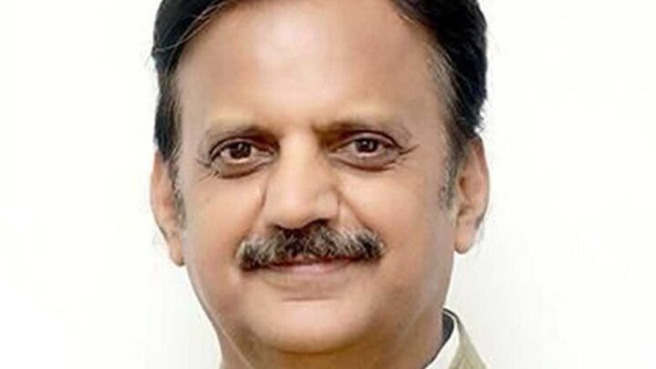 योग-:-स्वस्थ-मानवता,-संतुलित-प्रकृति-और-सतत-भविष्य-का-आधार-राजेन्द्र-शुक्ल