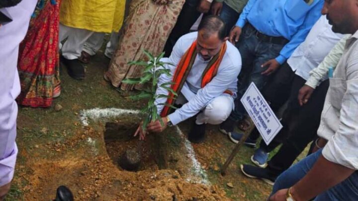cg-में-मुख्यमंत्री-विष्णु-देव-साय-के-नेतृत्व-में-जल-संरक्षण-बना-जनआंदोलन