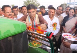 बदली-बिलाईगढ़-के-तिहारूराम-की-तकदीर:-4-लाख-रूपए-के-अनुदान-से-मिला-ट्रैक्टर